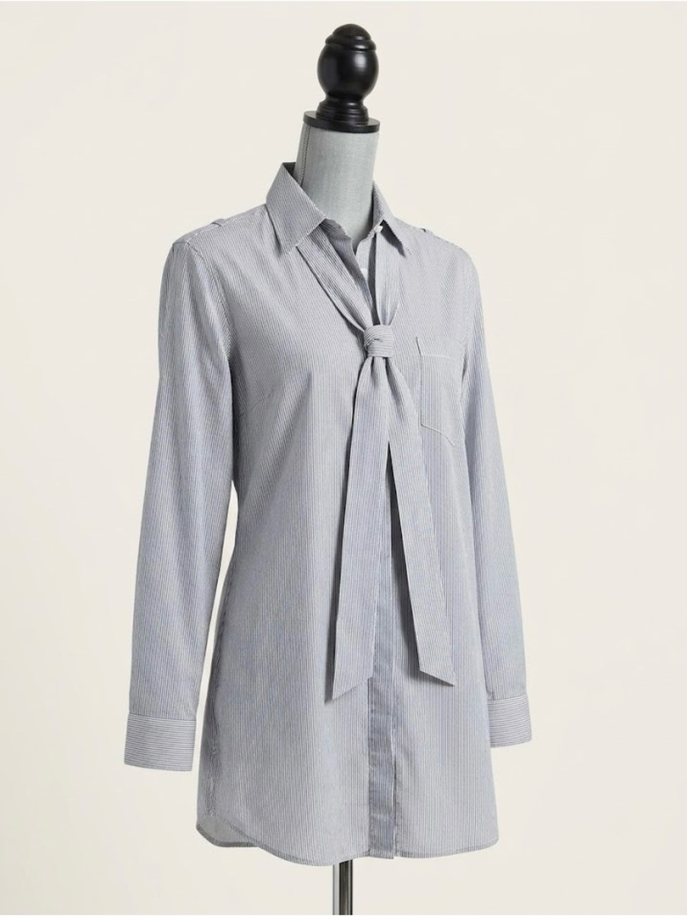 Vince Light Gray Pinstripe Tie-Neck M 100% Cotton Tunic Length Button Down Shirt